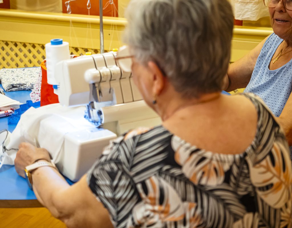 taller costura gratuito sabadell